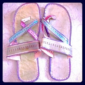 ☮️✌️Cute, vintage lthr sandals/ hearts, size 6.5